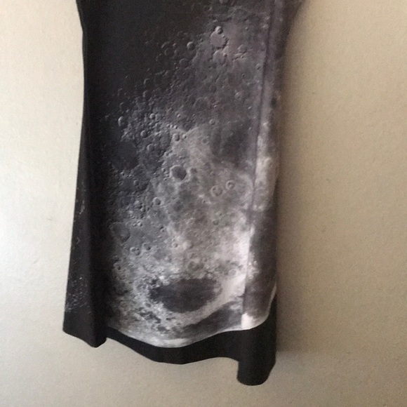 Dress printed moon size small - Picture 5 of 6